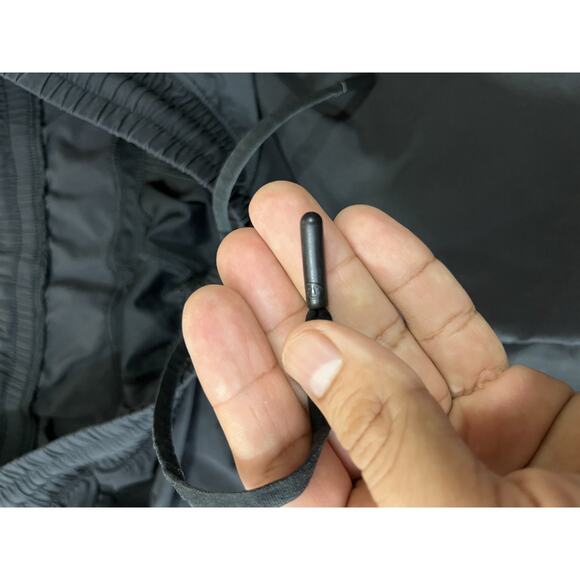 Lululemon Shorts S Pace Breaker Linerless Black Workout Gym Athletic Performance - Picture 10 of 13